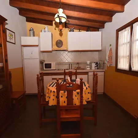Belvilla By Oyo Casita Orotava, Cleaning Included *